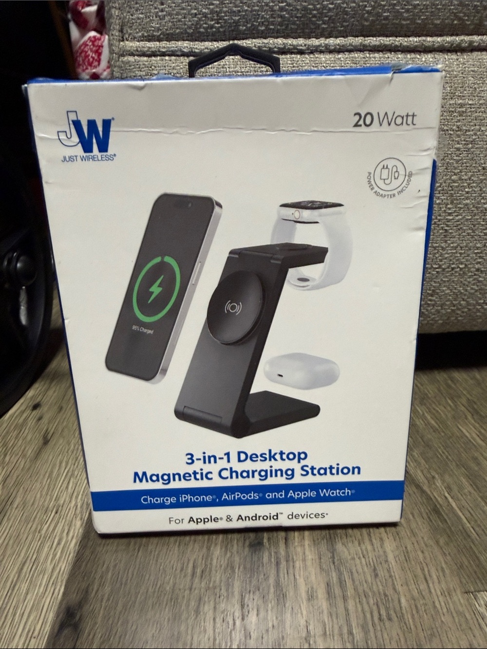 3-in-1 Desktop Magnetic Charging Station - Black